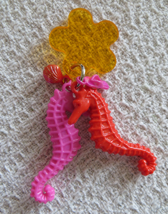 Busy Beaks Dangle Foot Toy